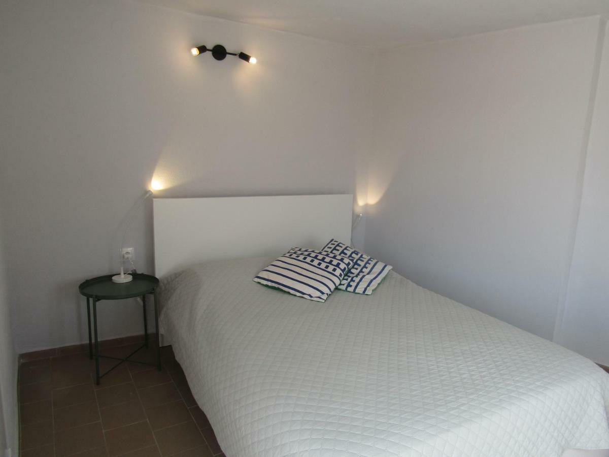 Homey Ermoupoli Bagian luar foto